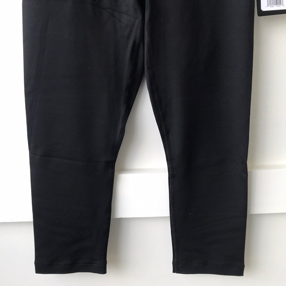 New 90 Degree by Reflex High Waisted Capri Legging - Picture 4 of 5